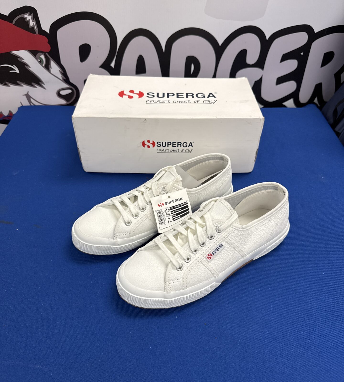 Pair of superga unisex Italian leather casual shoes size 7.5 men’s as worn by princess diana & Kate Middleton - new in box