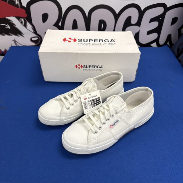 Pair of superga unisex Italian leather casual shoes size 7.5 men’s as worn by princess diana & Kate Middleton - new in box