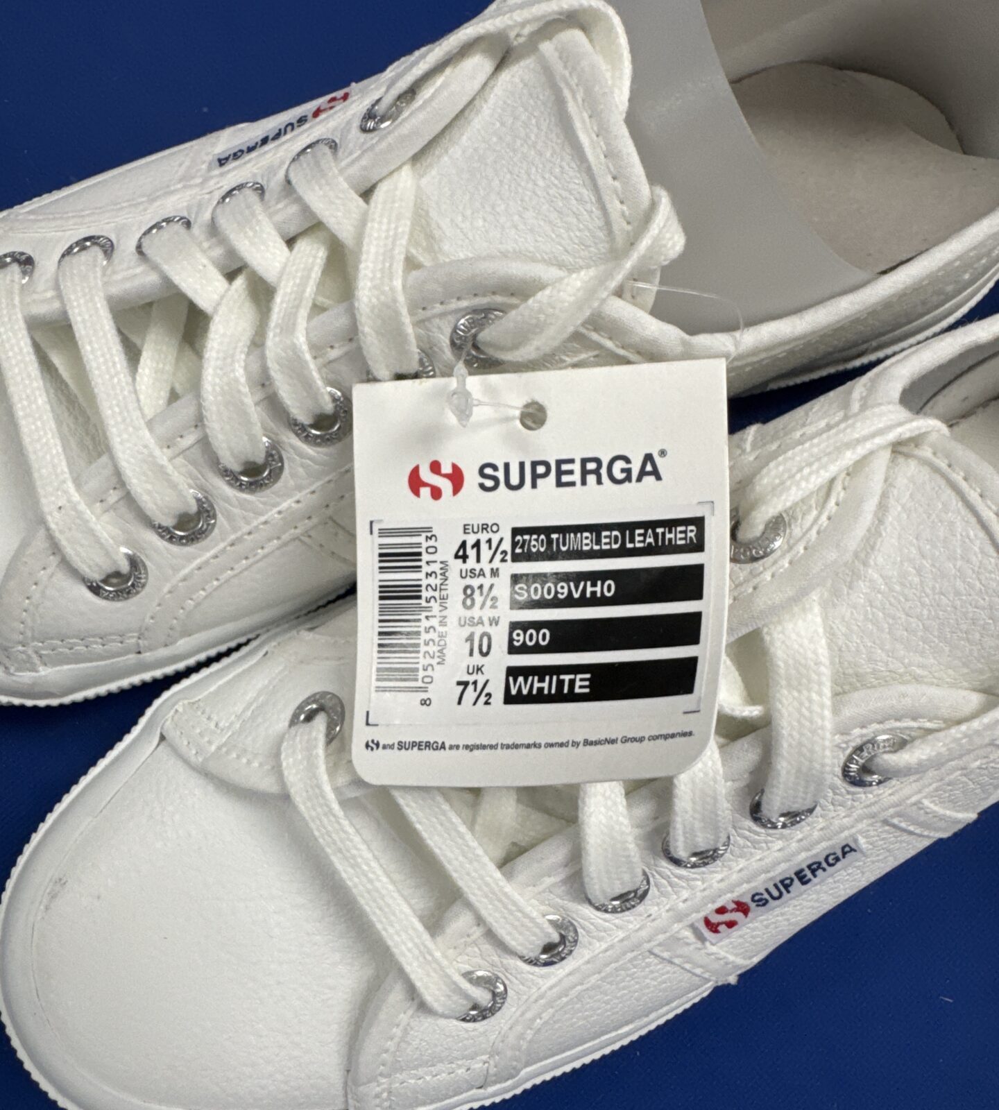 Pair of superga unisex Italian leather casual shoes size 7.5 men’s as worn by princess diana & Kate Middleton - new in box - Image 2