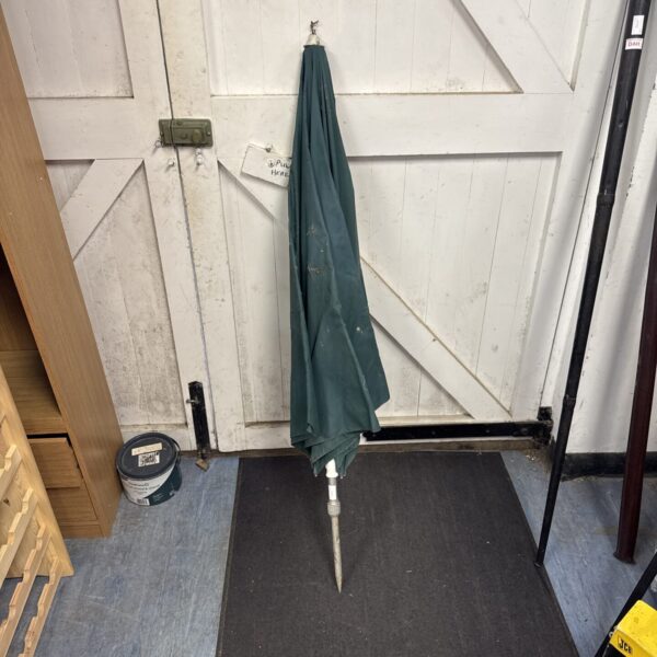 Fishing brolly