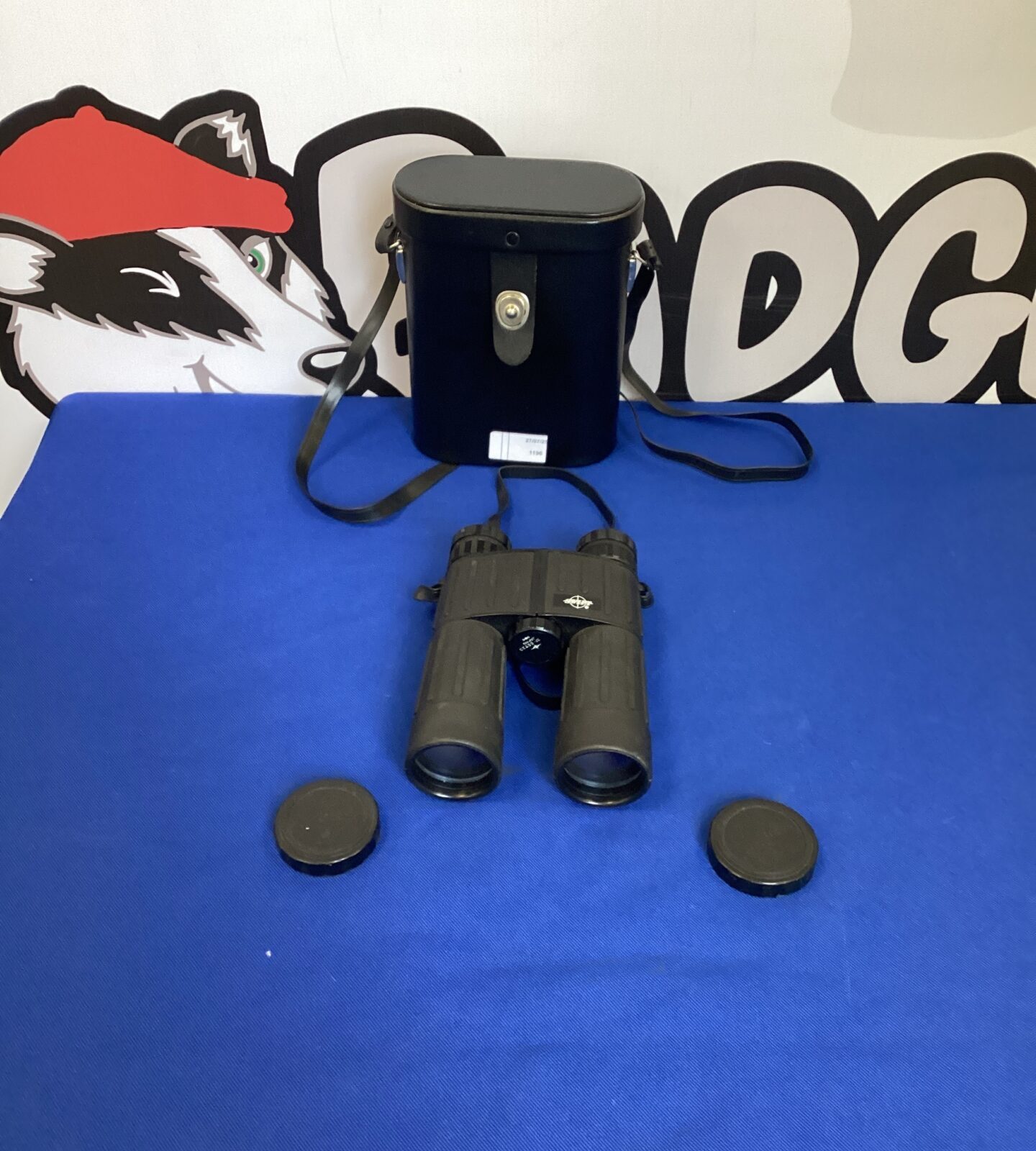 Trilyte 10x40 Binoculars with case