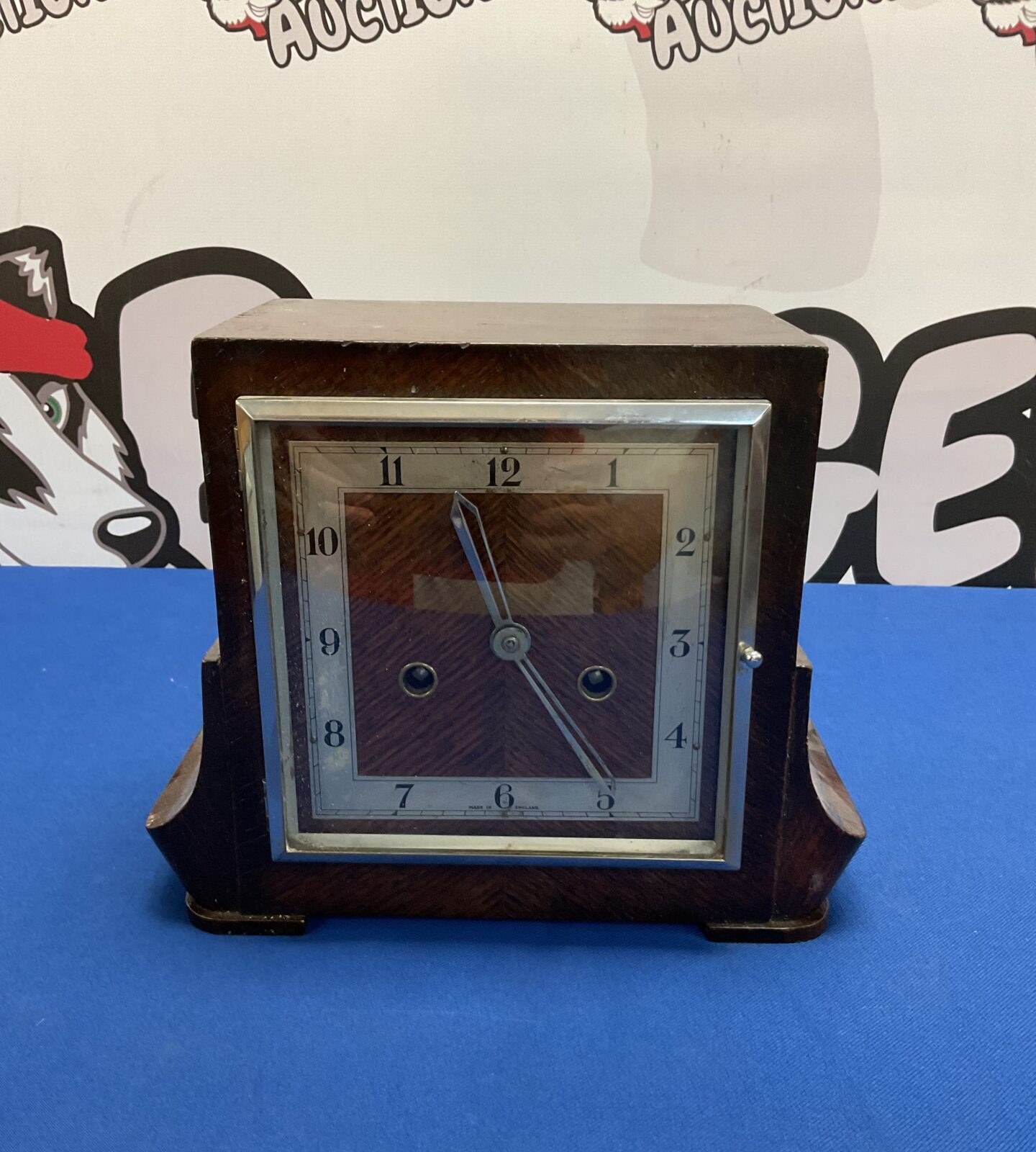 Art deco perivale 1930s clock working with key