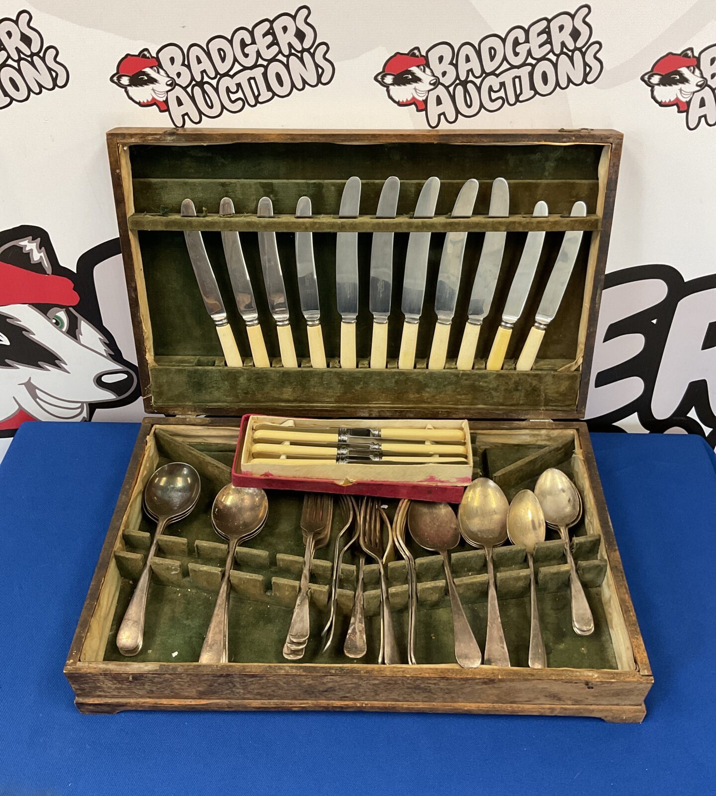 Gregory bros bone handled silver plate cutlery set
