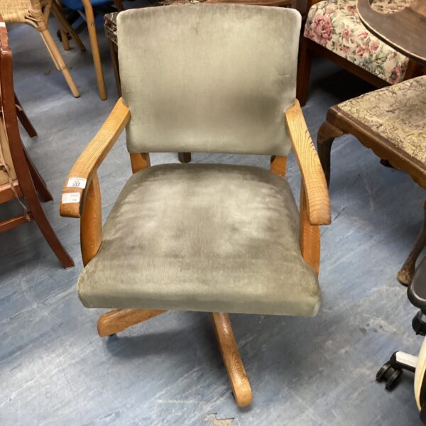 hillcrest vintage captains armchair