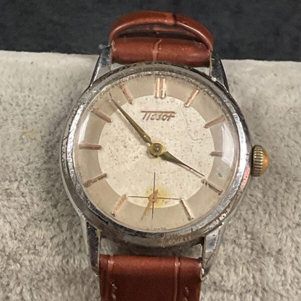 vintage tissot mechanical movement wristwatch working