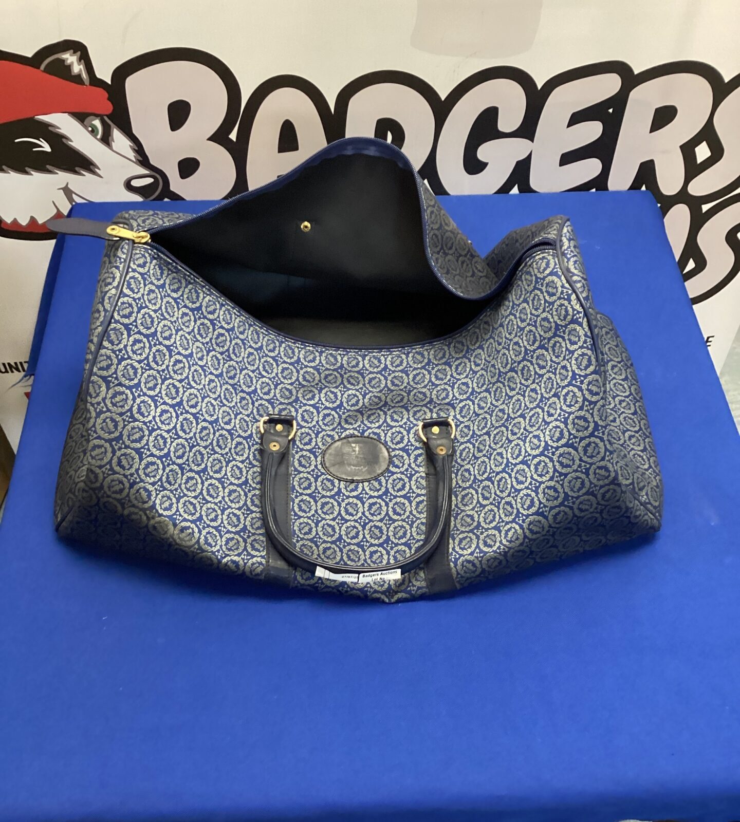 Silverstone British racing drivers club bag