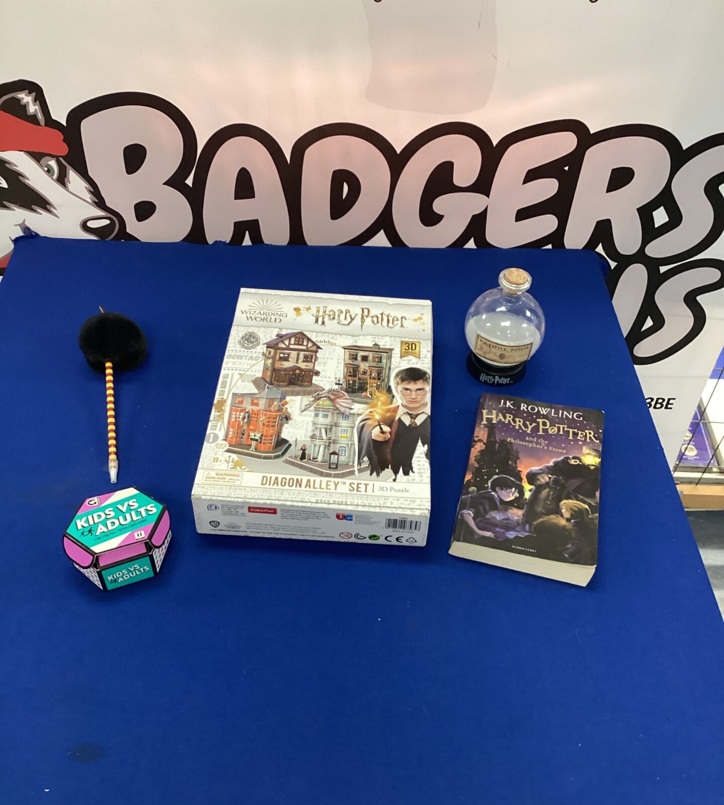 Selection of Harry Potter items inc Diagon Alley Set