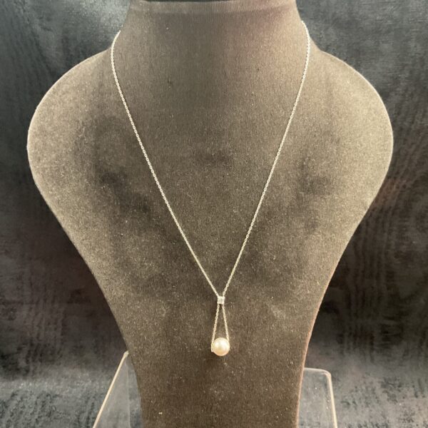 925 Silver Chain necklace with white stone and pearl pendant