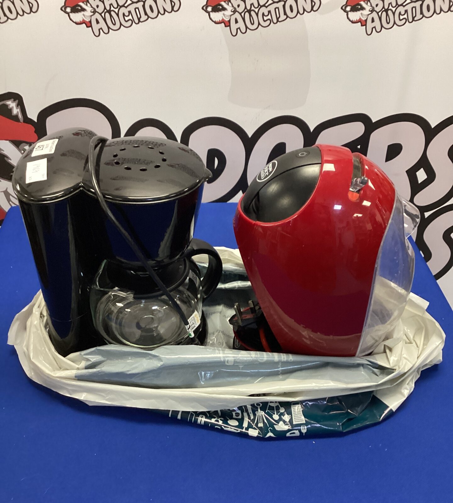 Coffee percolator & nescafe dolce gusto coffee machine