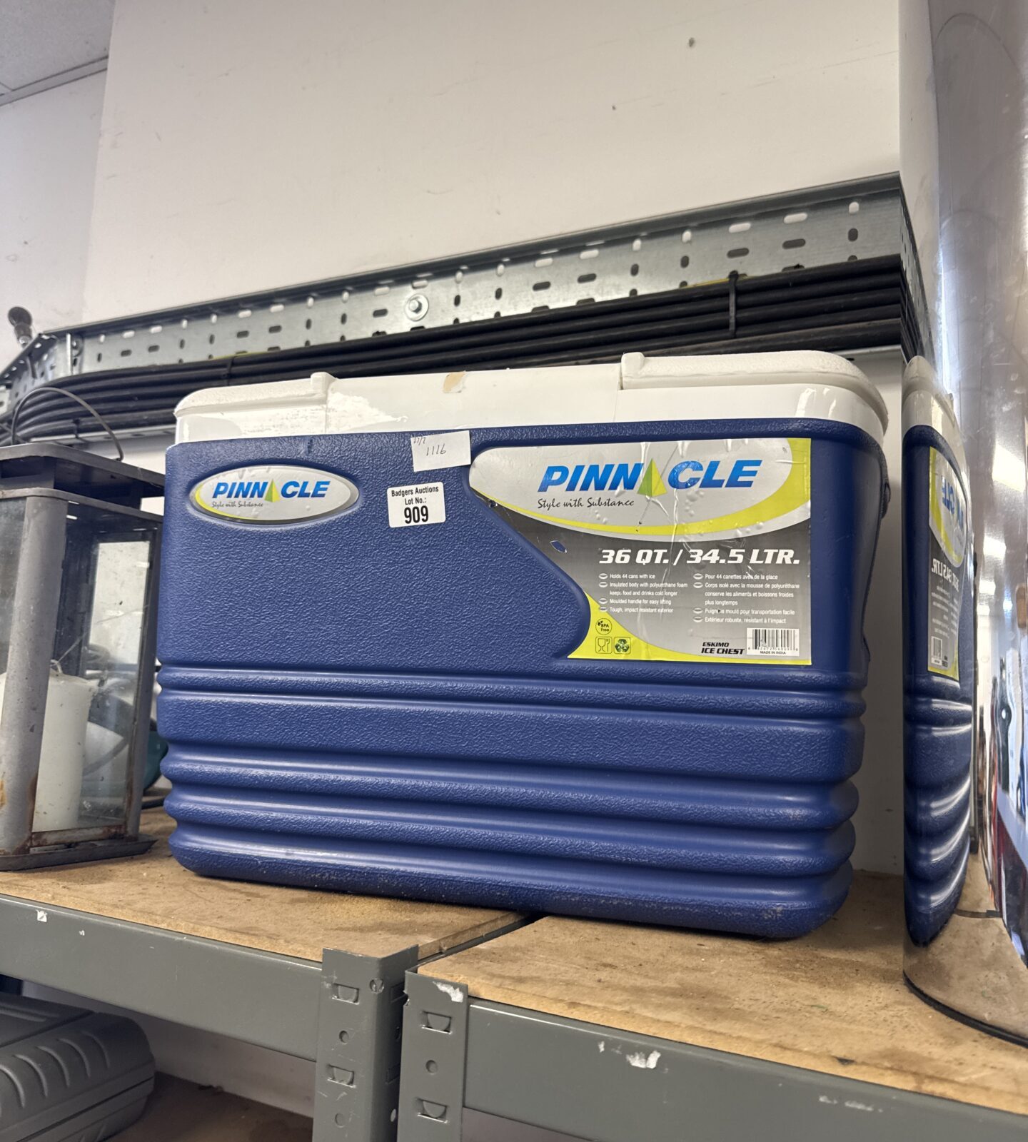 Pinnacle 34.5ltr cool box