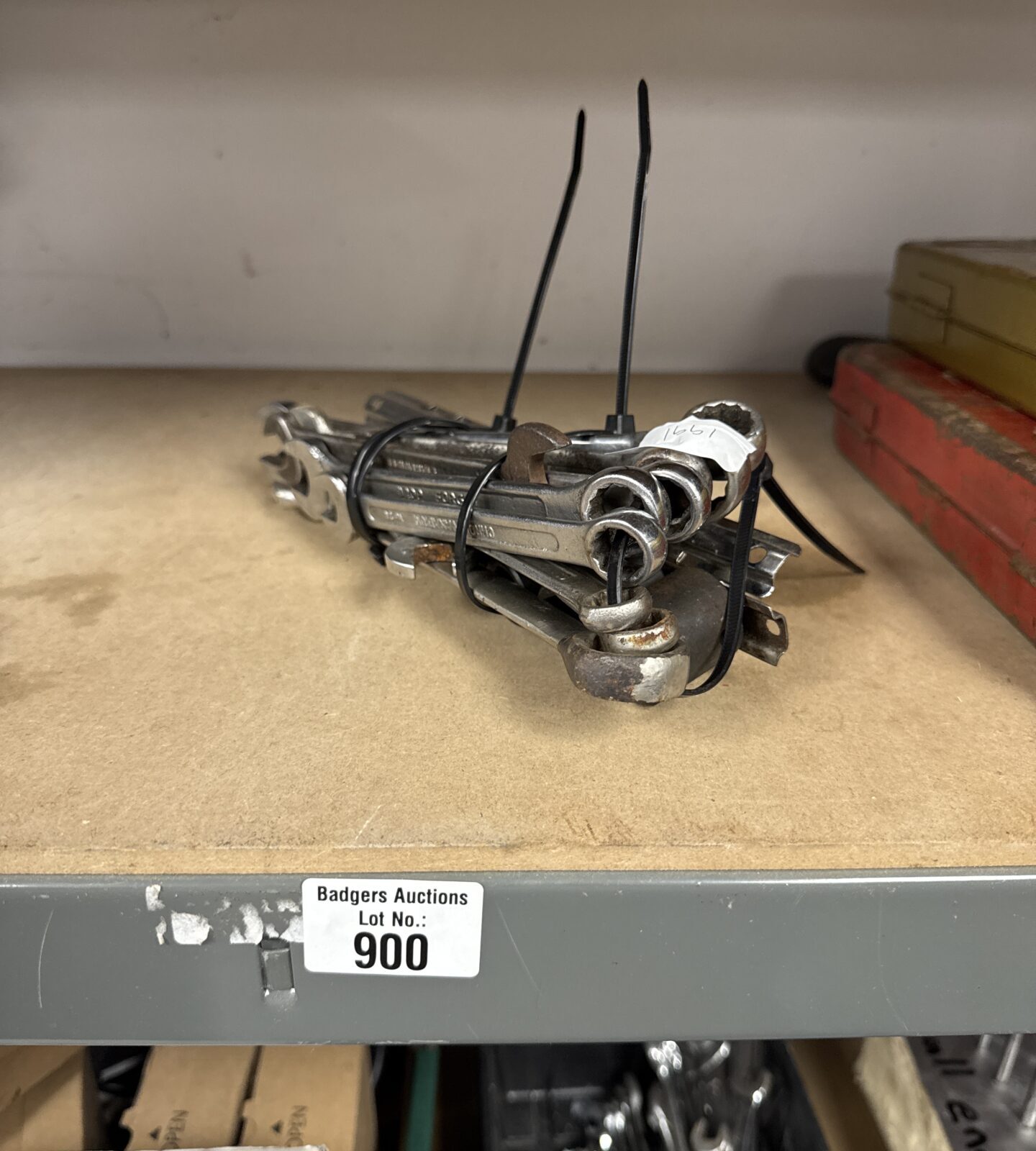 Bundle of assorted spanners & sockets