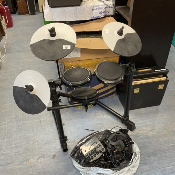 Alesis debut electronic drum kit