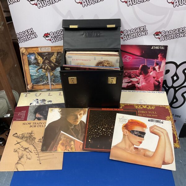 Collection of 12” vinyl records including jethro tull & the eurythmics