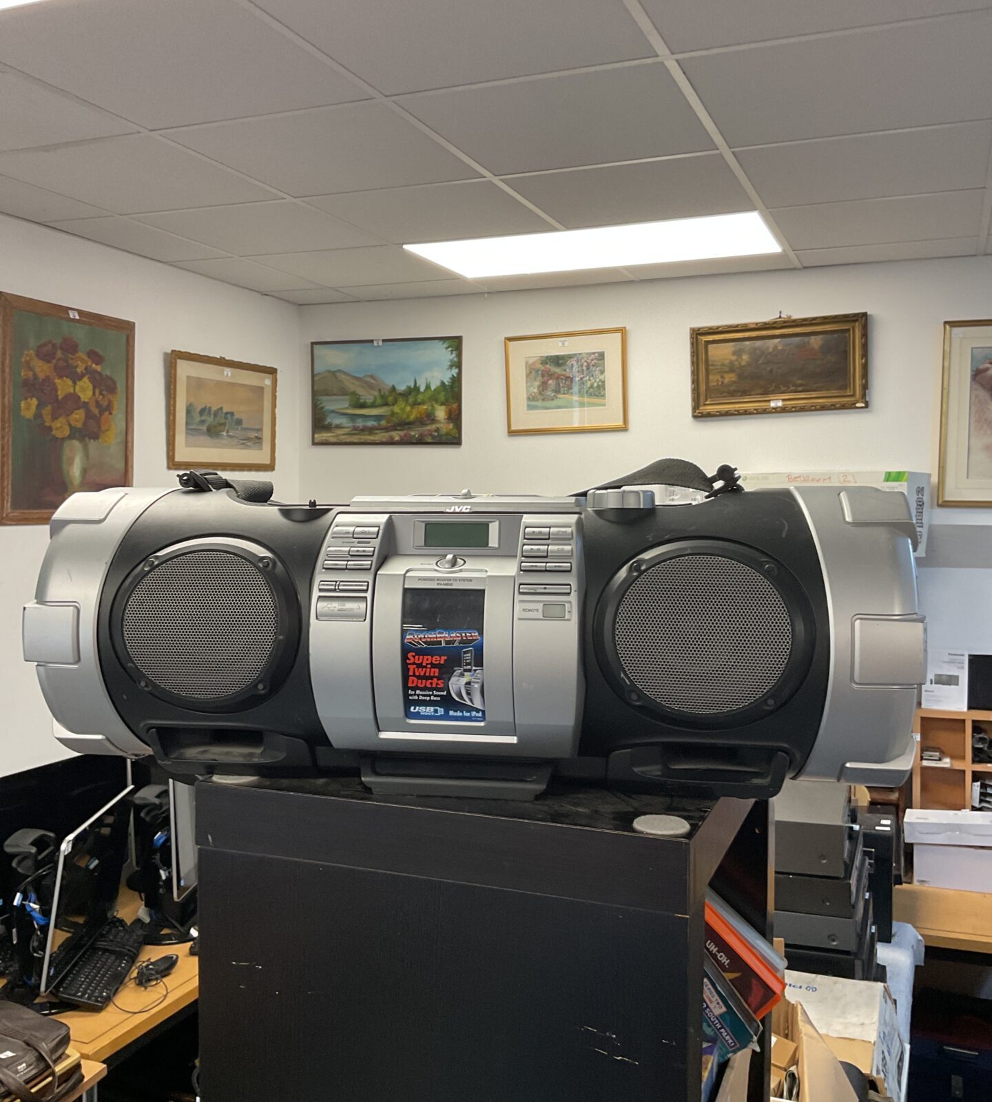 Jvc rv-nb50 boomblaster boombox