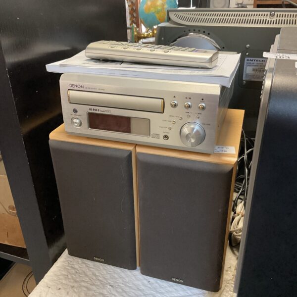 Denon ud-m30 cd receiver hifi system with speakers & remote