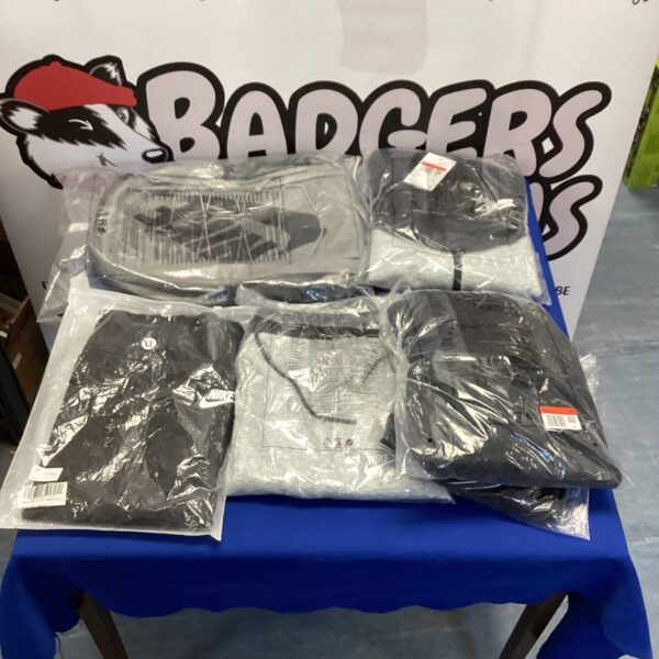 Quantity of nike clothing & rucksack