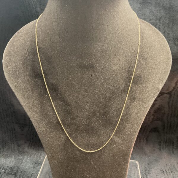 Delicate 9ct gold chain with a fine link design.