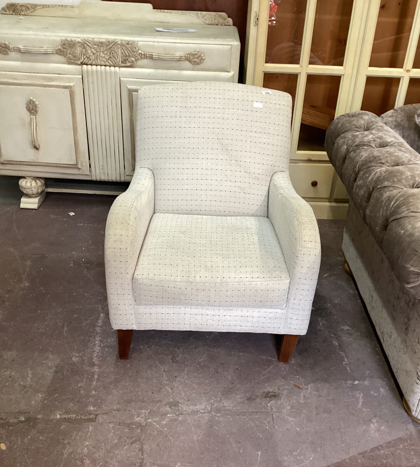 Single Easy Chair