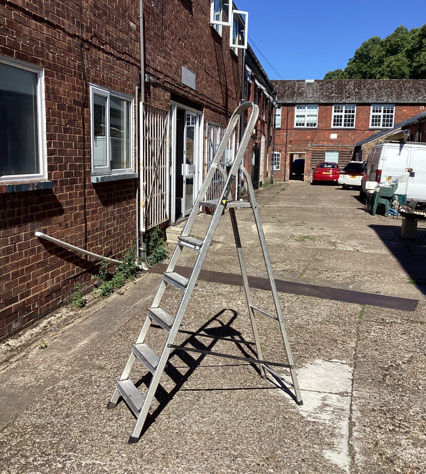 Aluminium Step ladder 6’6” platform
