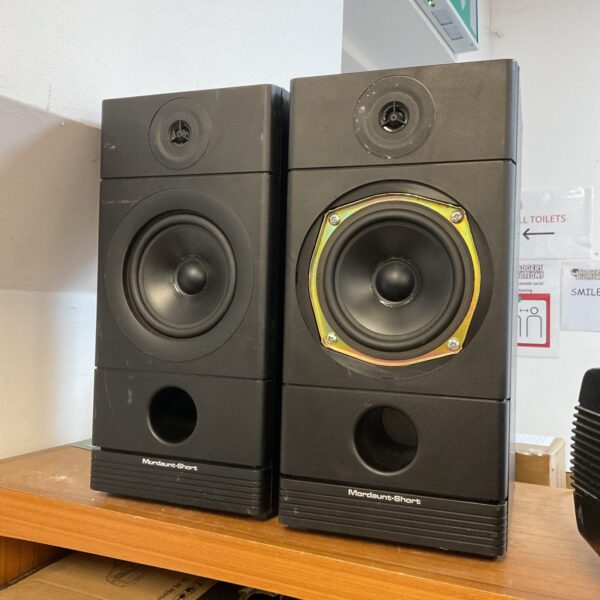 Pair of Mordaunt short ms 3.20 speakers