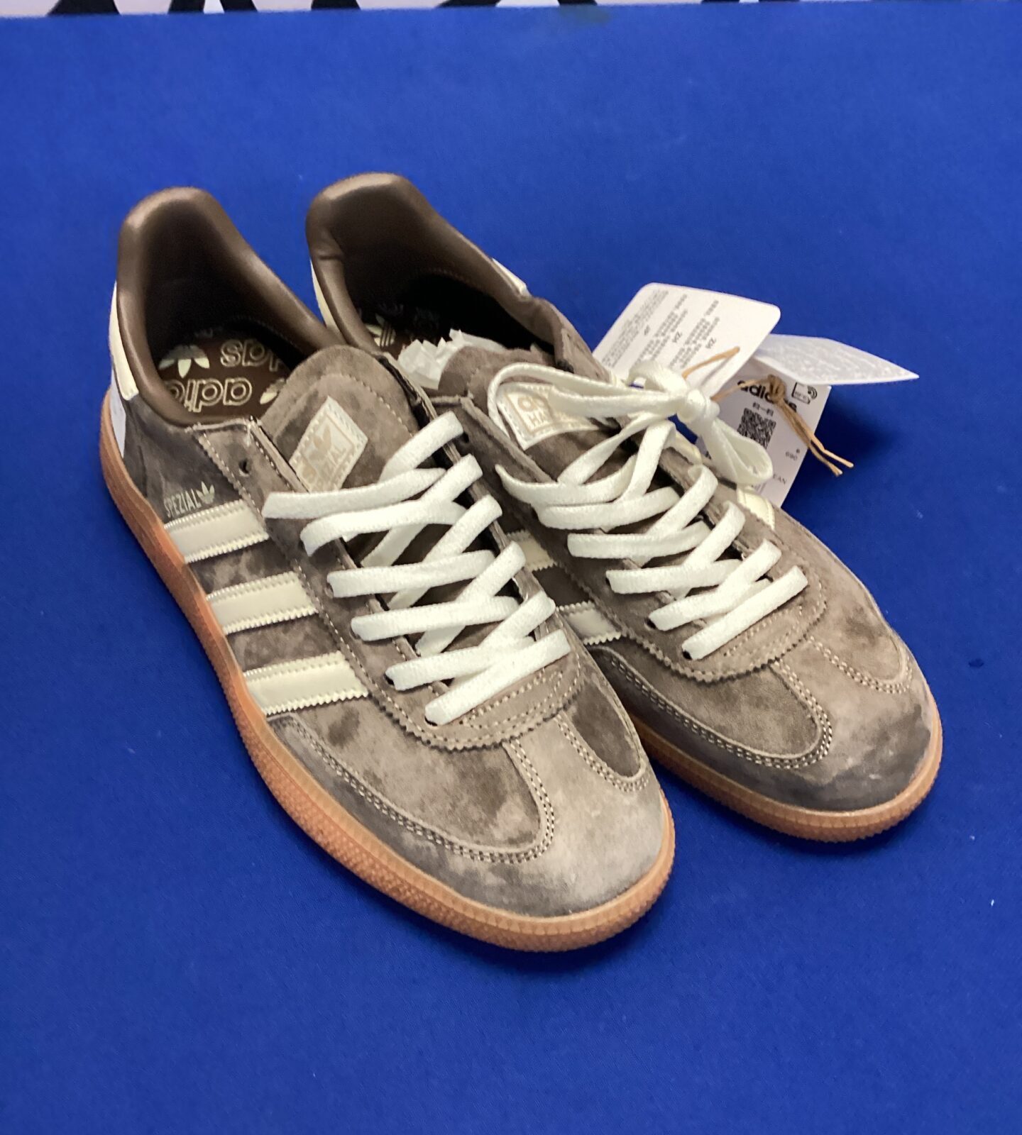 Pair of size 6 New with tags adidas spezial trainers