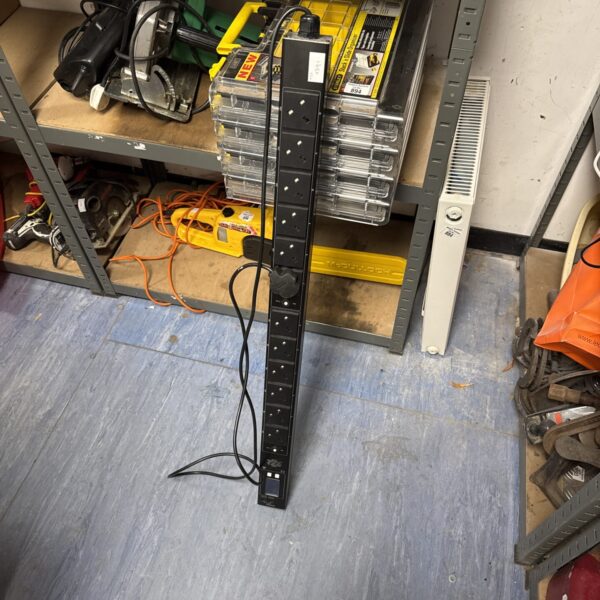 Twelve gang heavy duty extension lead