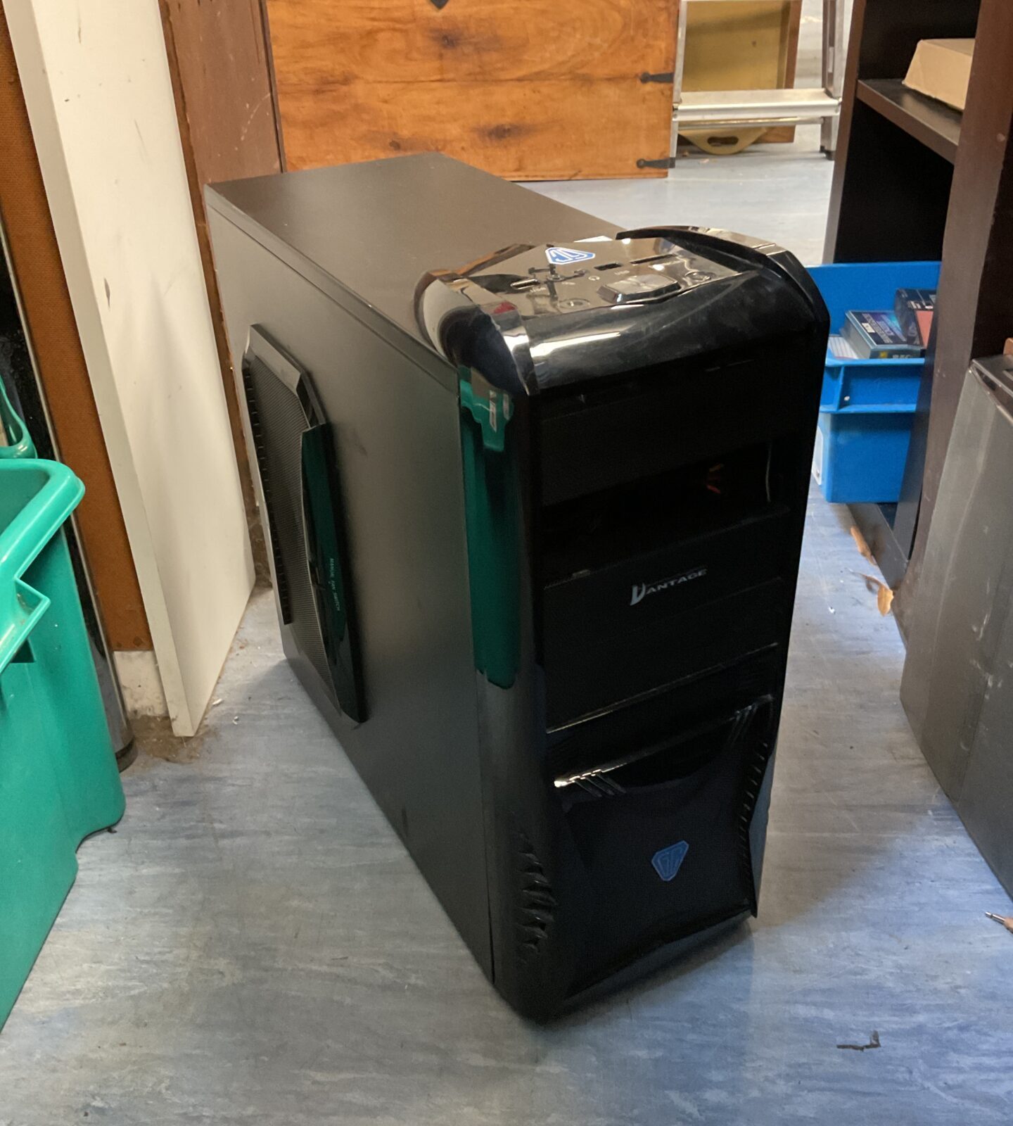 Vantage tower pc computer