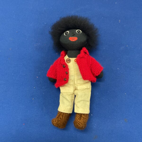 Robin Rive Golly 6”” tall
