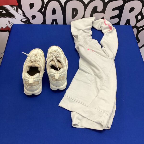 Pair of fila trainers size 6 & under armour hoodie size M