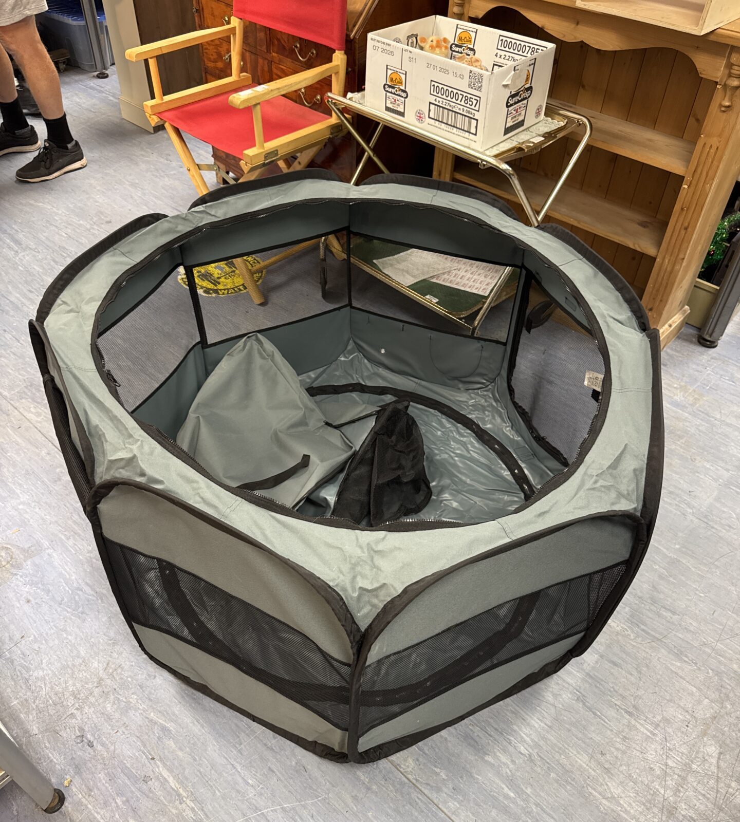 Amazon basics Small pet outdoor play pen