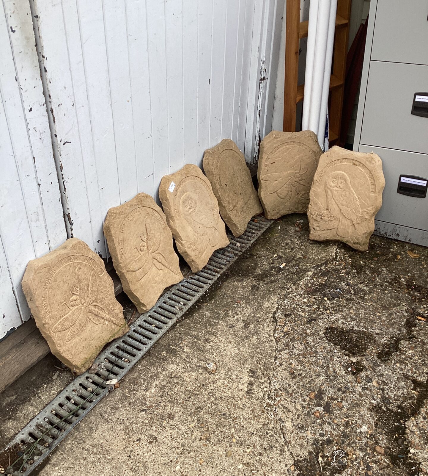 Six Stone Effect Animal plaques