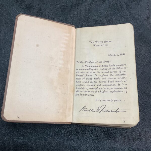 WW2 American Army Serviceman’s pocket bible 1942