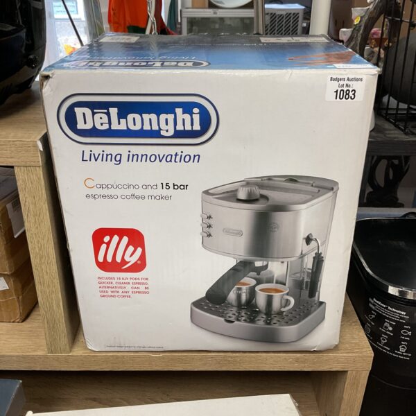 Delonghi cappuccino and 15 bar espresso coffee machine