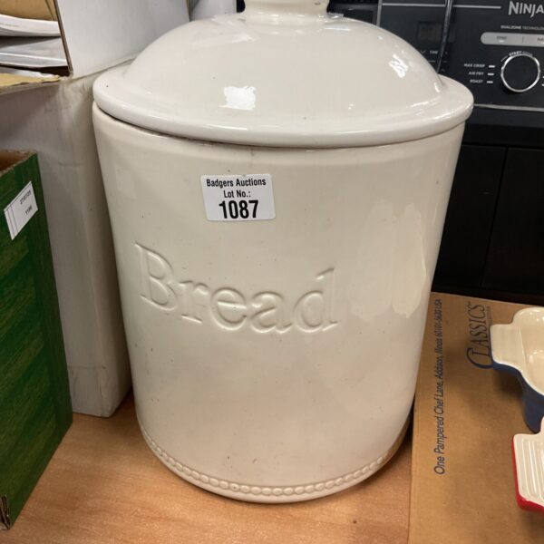 Ceramic breadbin