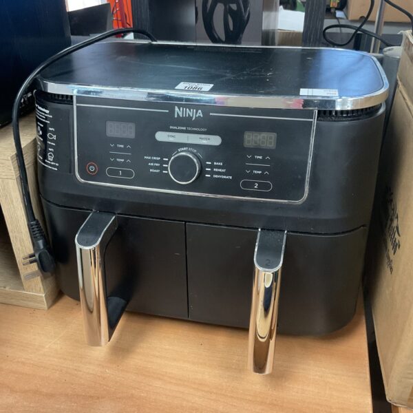 Front view of a black Ninja Dual Zone Air Fryer.