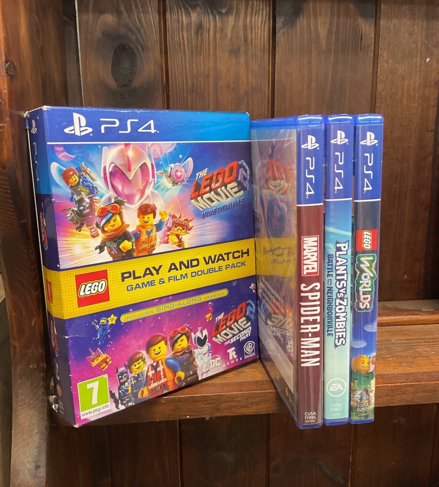 Selection of sony PlayStation 4 games inc lego movie
