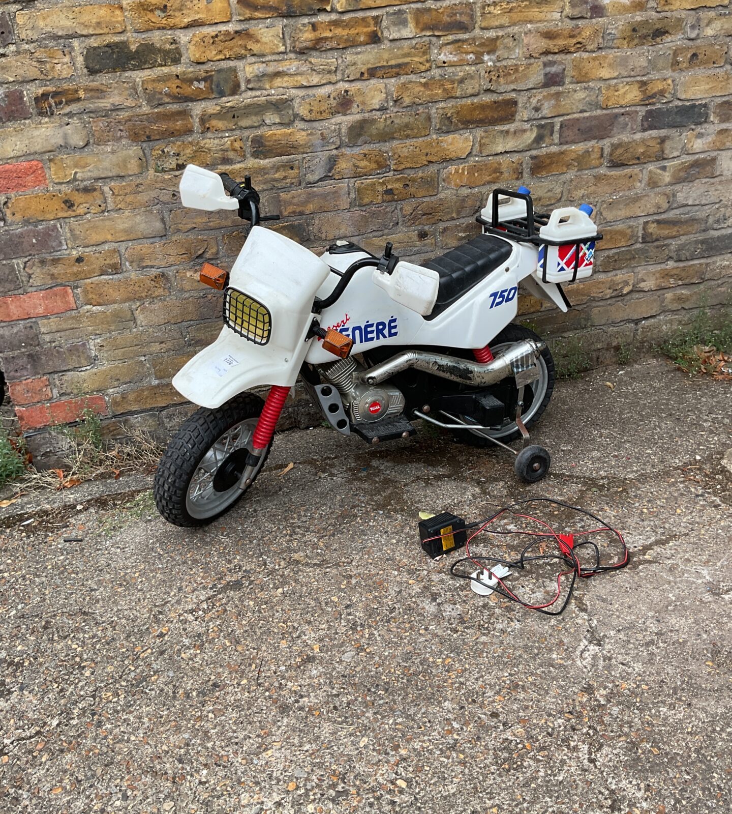 Desert tenere 750 electric ride on kids motorbike
