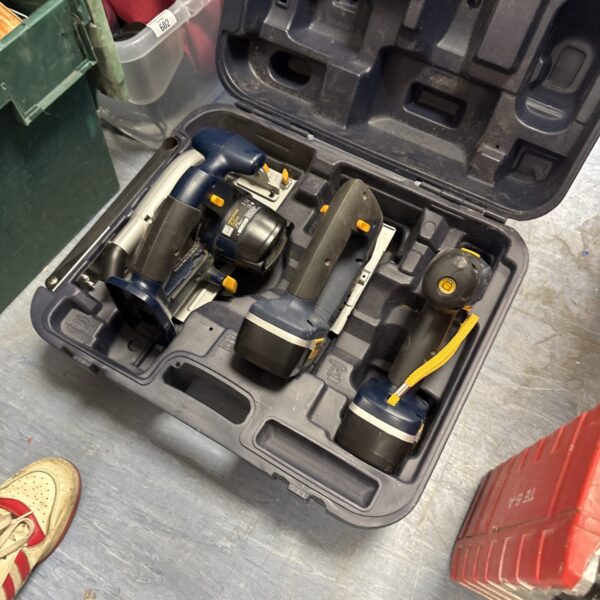 Three performance pro cordless power tools with two batteries - untested, no charger