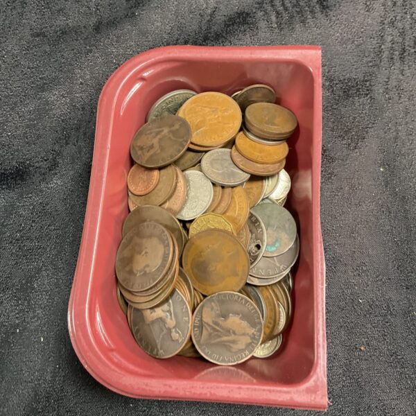 Tub of mixed coins