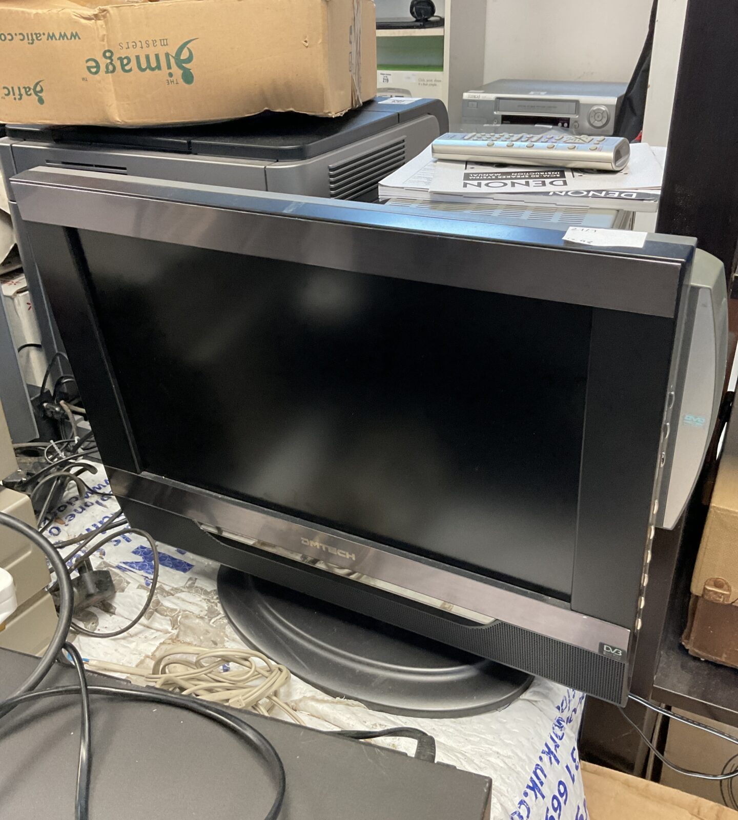 Dmtech 17” tv with built in dvd player