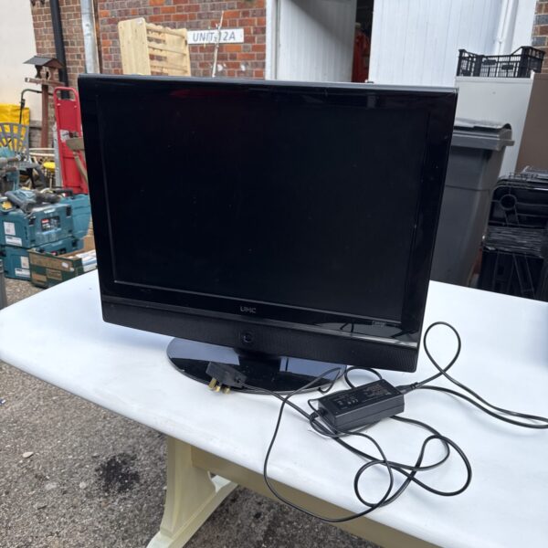 UMC dvd/tv combi - working with power supply, needs remote for DVD
