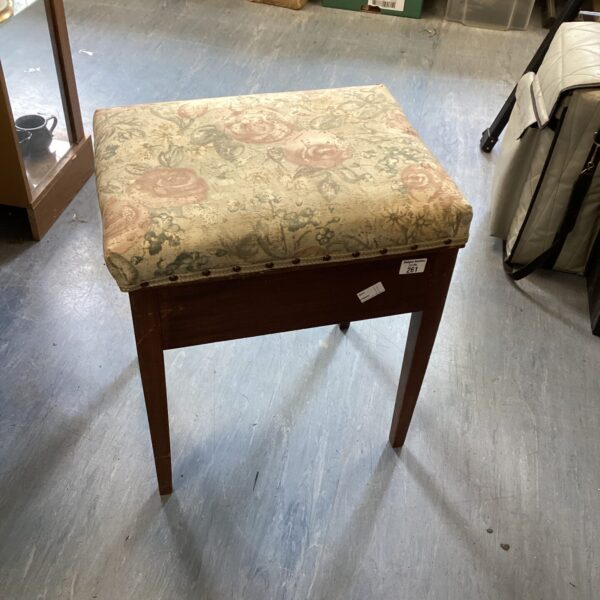 Vintage Padded Sewing Box