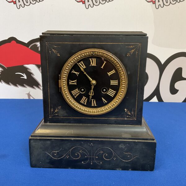 Victorian slate mantle clock (no pendulum or key)