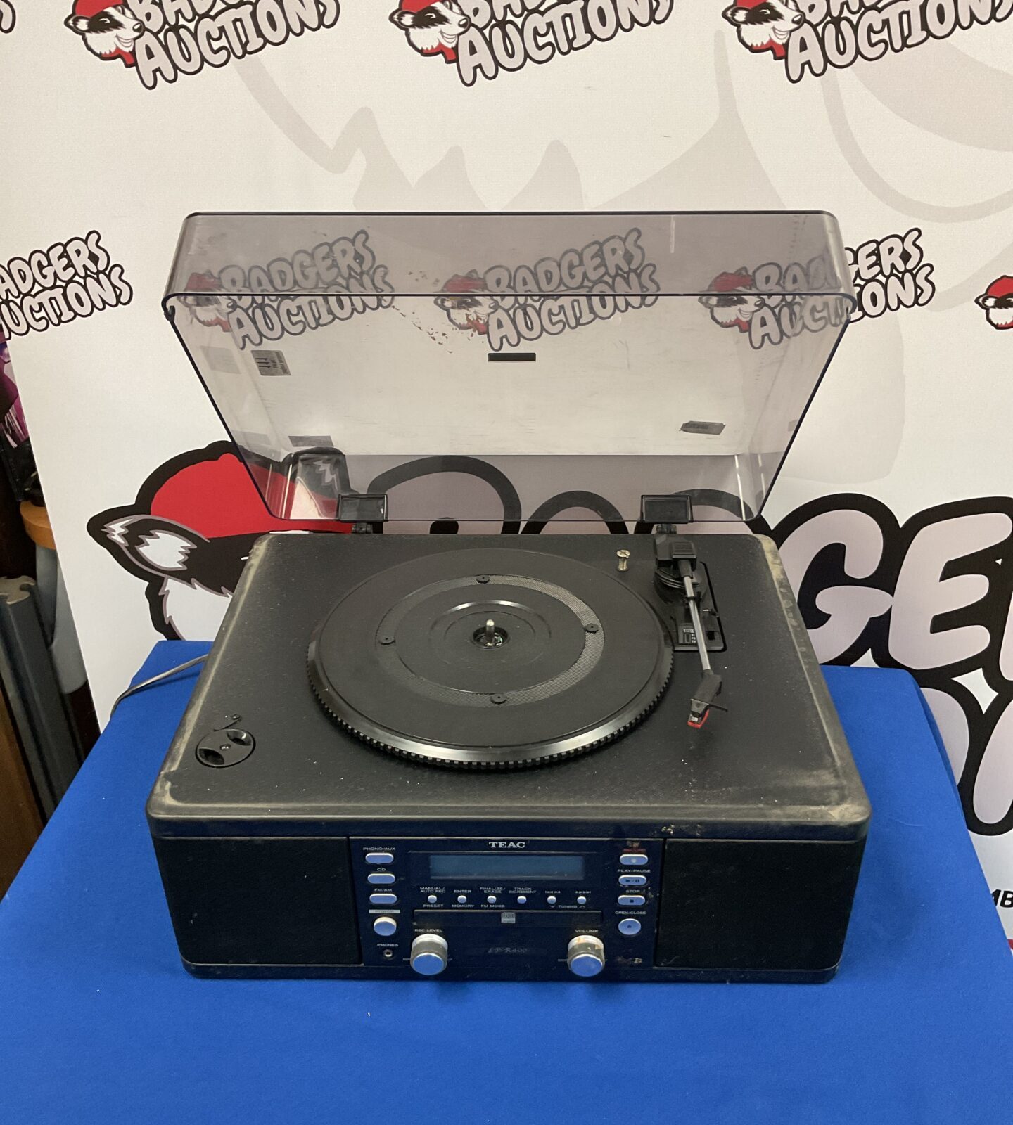 Teac lp-r400 cd turntable music system