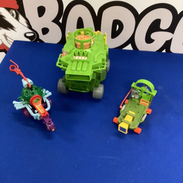 Three Muntant Turtles Toys