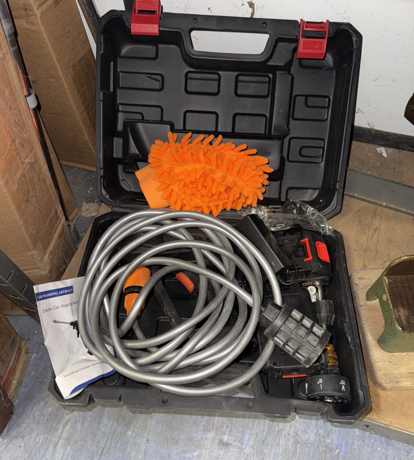 Electric car polishing tool