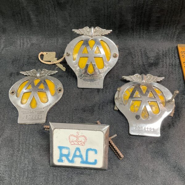 Three vintage A.A Badges and one key and R.A.C grill badge