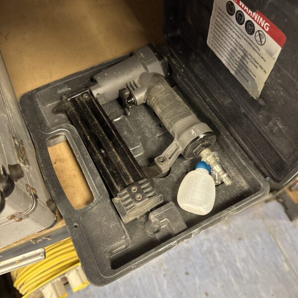 Small pneumatic staple gun