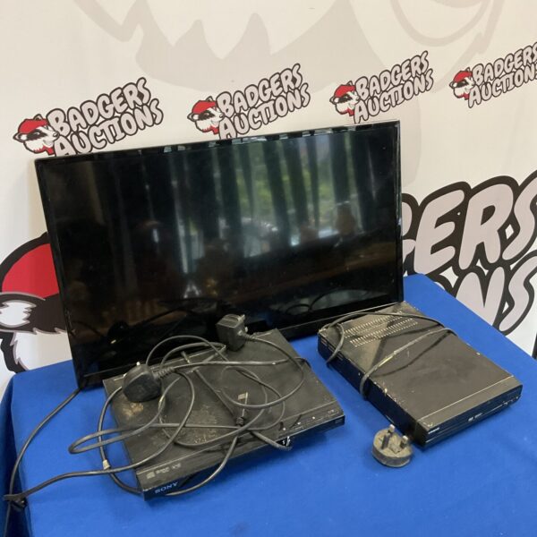 Jvc 25” hd tv working with sony & polaroid dvd players