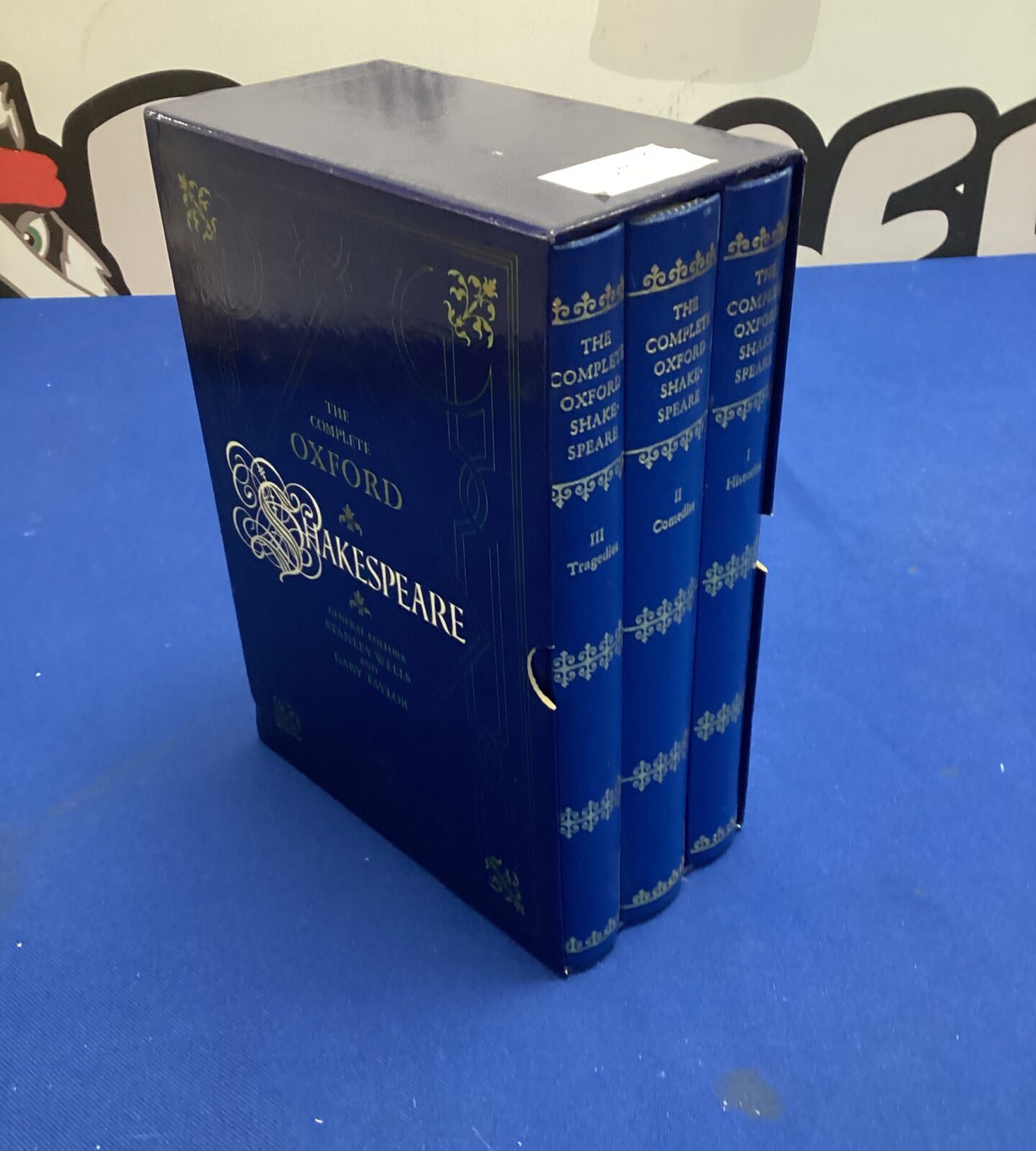 The complete oxford series of Shakespeare